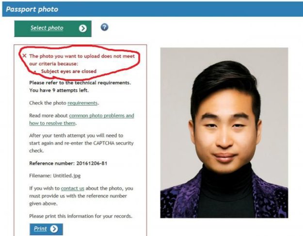 В Новой Зеландии паспортный робот посчитал, что азиата на фото закрыты глаза