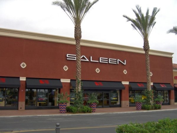 Открылся мега магазин Saleen