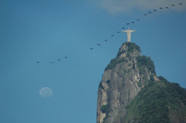 Статуя Спасителя Иисуса Христа в Рио-де-Жанейро, Бразилия