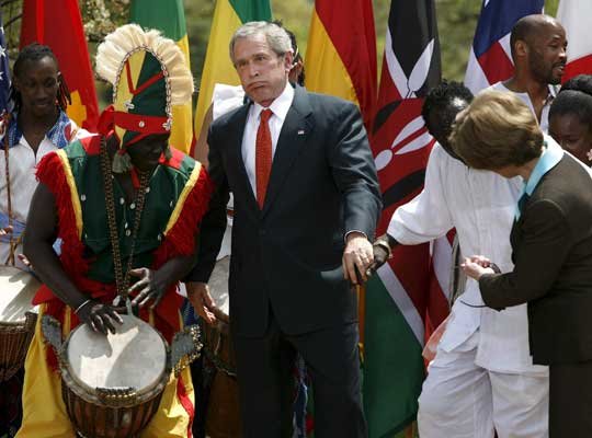Джордж Буш - король джунглей!