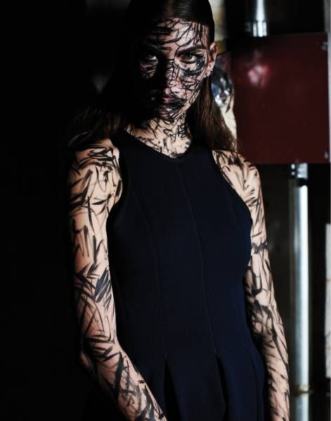 ��������