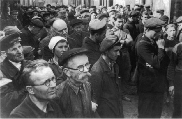 Первые дни Великой Отечественной войны в  фото