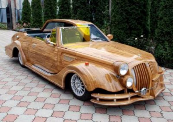 Деревянное авто :)