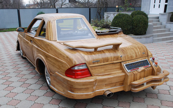 Деревянное авто :)