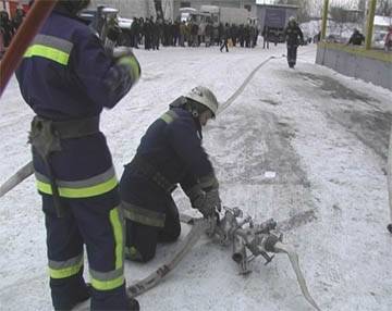 В Соломенском районе Киева горели склады с обоями