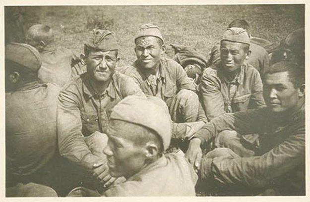 Фотографии немецких офицеров 1941-1943гг \Совецкая и немецкая техника