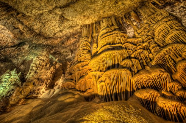 Сталактитовая пещера Сорек в Израиле...