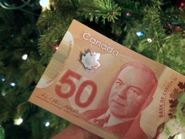 Новые канадские доллары