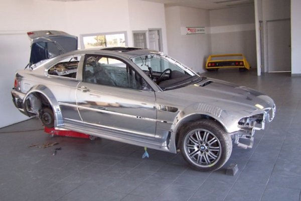 Хромована BMW M3