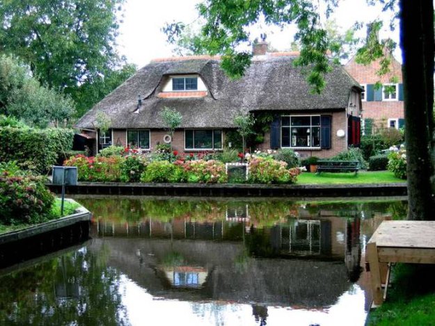 Giethoorn. Holland