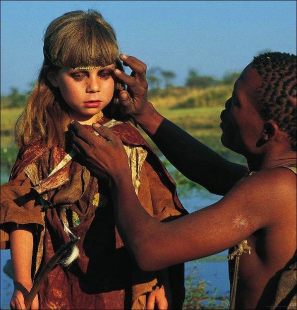 Девочка Типпи из Африки