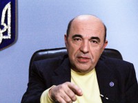 Рабинович просит вето Президента на закон, ущемляющий права тысяч русскоязычных патриотов