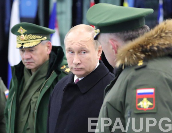 Путин приказал "присоединить" Крым, хотя участники совещания были против