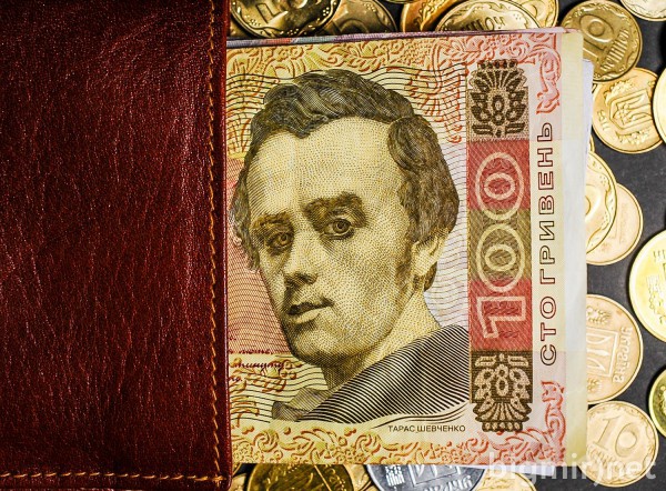 По словам Гройсмана, медикам увеличат зарплаты на 20%