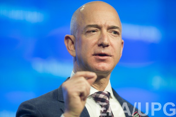 Основатель Amazon Джефф Безос имеет 105,1 миллиарда долларов