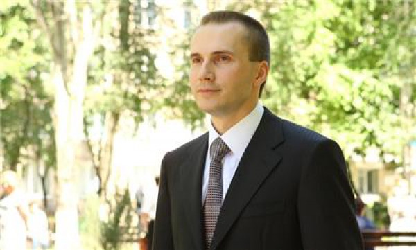 НБУ ликвидирует банк сына Януковича