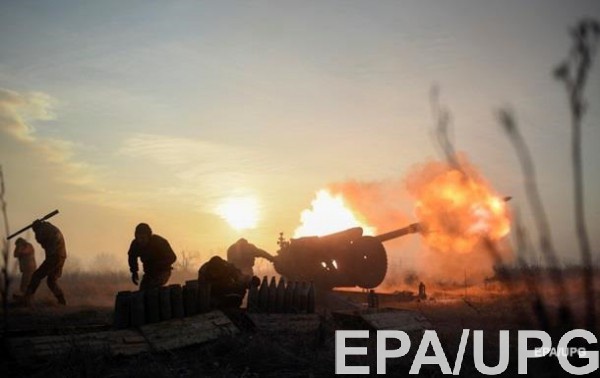 Украинская армия вынуждена открыть ответный огонь.