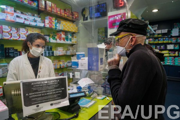 За продажу лекарств без рецепта предлагают штрафовать на 8500 грн