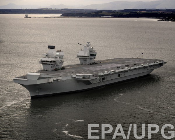 HMS Queen Elizabeth - крупнейший корабль ВМС Великобритании