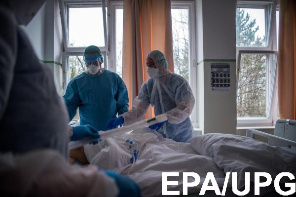 Больше 30 000 человек заразились коронавирусом