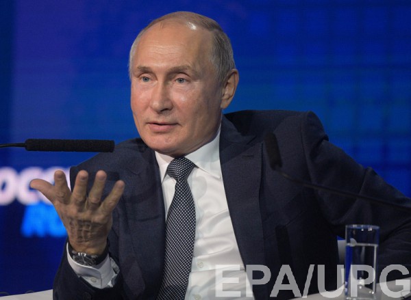 В Кремле решили не отвечать на звонок Порошенко