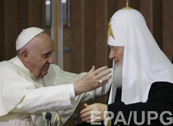 Папа Римский Франциск и предстоятель РПЦ Кирилл подписали Декларацию в Гаване