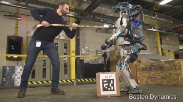 Новые роботы Boston Dynamics смогут ходить по лесу нести грузы