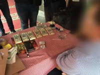 Чиновника Укрзализныци поймали на взятке в $300 тысяч