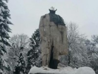 На Львовщине задержали вандалов, отбивших голову памятнику Шевченко