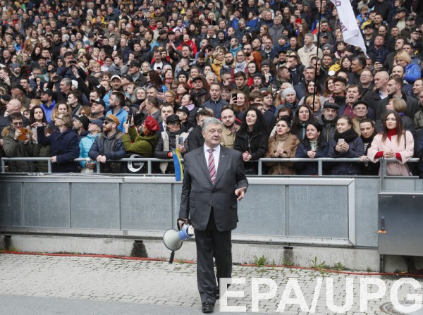 На дебатах с Порошенко и Зеленским ожидают 60 тысяч зрителей