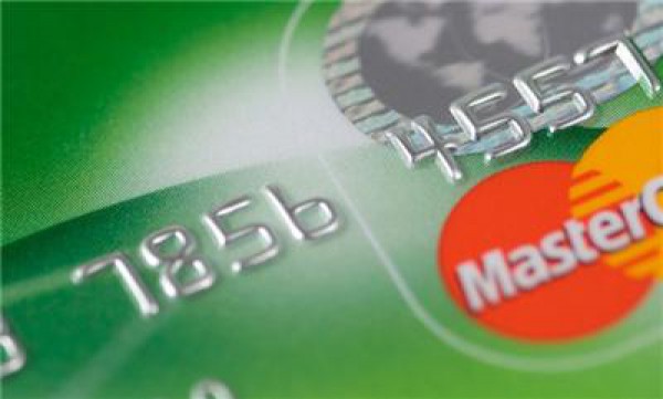 MasterCard запустит оплату платежей с помощью селфи в Британии