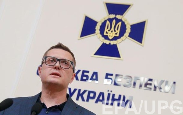 Баканов обещает сократить штат и поднять зарплаты сотрудникам