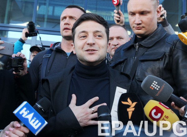 Зеленский в Осаку не полетит