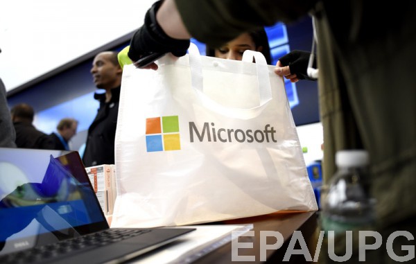 Интернет-пользователи выбрали Microsoft, а не Apple