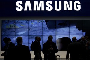 Samsung ������� ������ ���������� iPhone