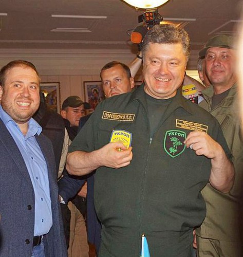 День в фото: "укроп" Порошенко и нарушение перемирия