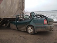 В Кировоградской области Skoda въехала в грузовик, трое погибших