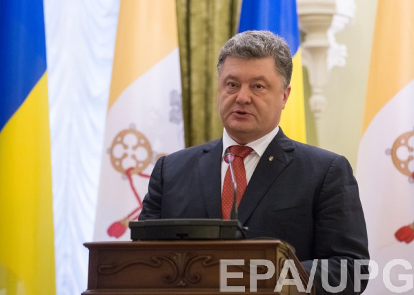 Порошенко призвал Кремль сосредоточится на соблюдении норм международного права
