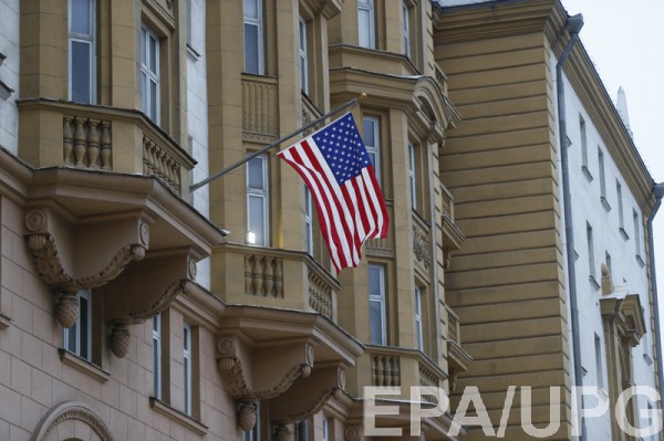 Экс-глава ЦРУ Стив Холл полагает, что усиление шпионажа россиян в США может быть связано с поиском данных об окружении Трампа