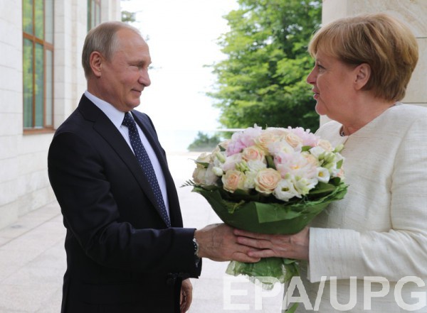 Меркель в Сочи встретилась с Путиным