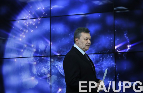 Янукович считает, что Порошенко нужно сесть за стол переговоров с жителями Донбасса