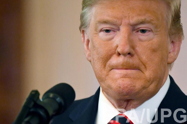 Трамп признал, что обсуждал с Зеленским коррупцию