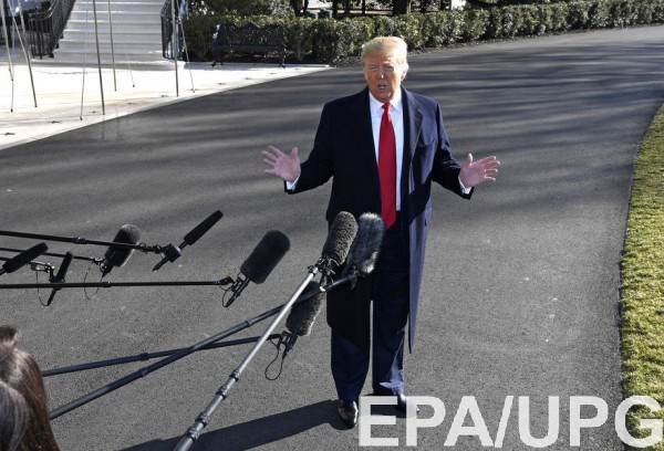 Как Дональд Трамп воюет с коронавирусом