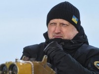 ВСУ улучшили позиции на Донбассе - Турчинов