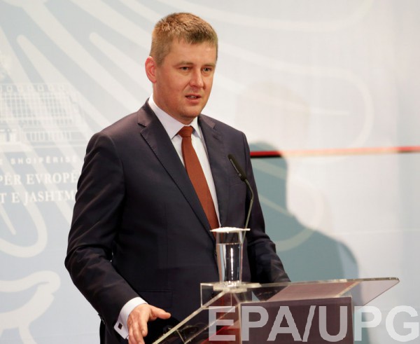 Глава МИД Чехии не видит смысла в новых санкциях против РФ