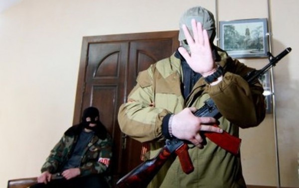 За задержанных 8 сепаратистов уже выплачены деньги. За задержанных 8 сепаратистов уже выплачены деньги.