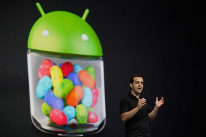 Android 4.1  изучает хозяина и выдает информацию по его интересам