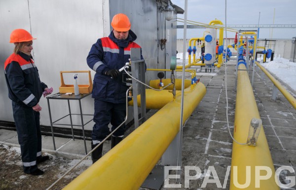 В 2016 году о поставках нефти на украинские НПЗ договорились президенты Украины и Азербайджана