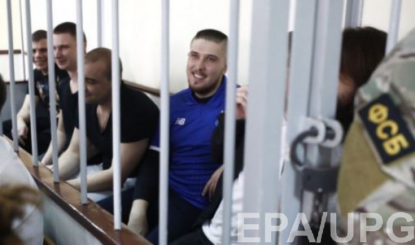 Адвокат украинских моряков Николай Полозов ничего не знает о договоренности