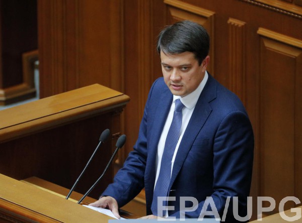 Разумков объяснил, почему Рада приняла закон авторства Порошенко